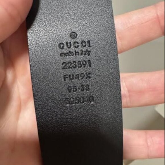 Matte Black Interlocking G Logo Gucci Belt - Picture 3 of 5